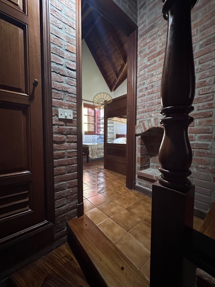 TRIPLEX EN PINAMAR CON COCHERA 