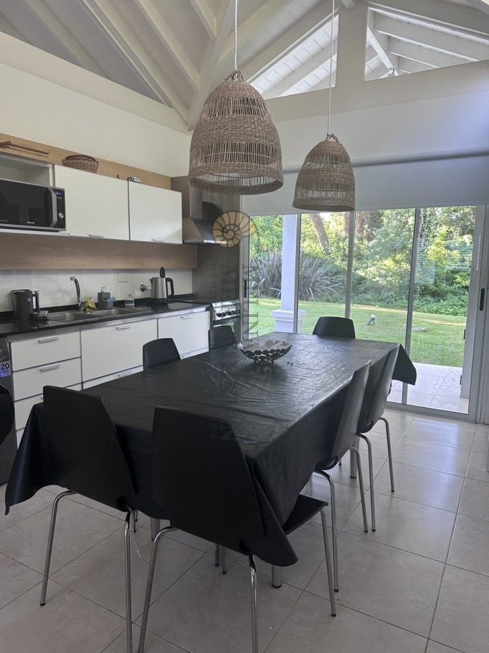 CASA EN ALQUILER ZONA B5 PINAMAR