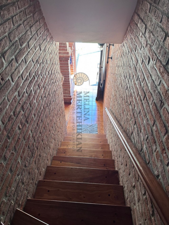 TRIPLEX EN PINAMAR CON COCHERA 