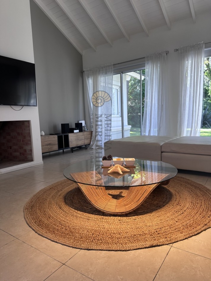 CASA EN ALQUILER ZONA B5 PINAMAR