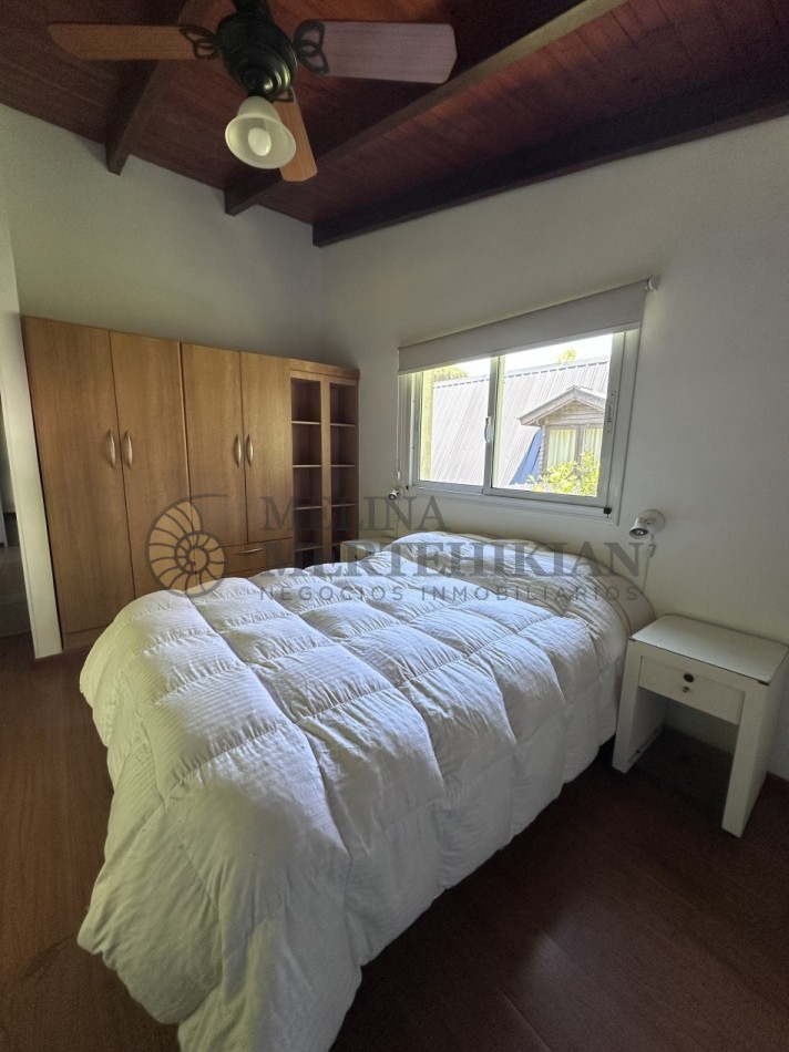 CASA EN PINAMAR NORTE PARA 8