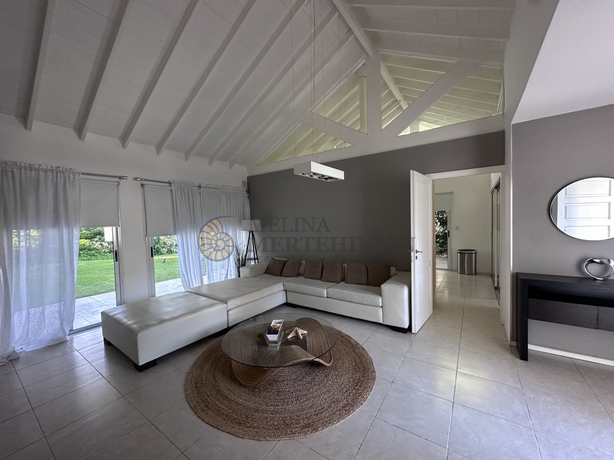 CASA EN ALQUILER ZONA B5 PINAMAR