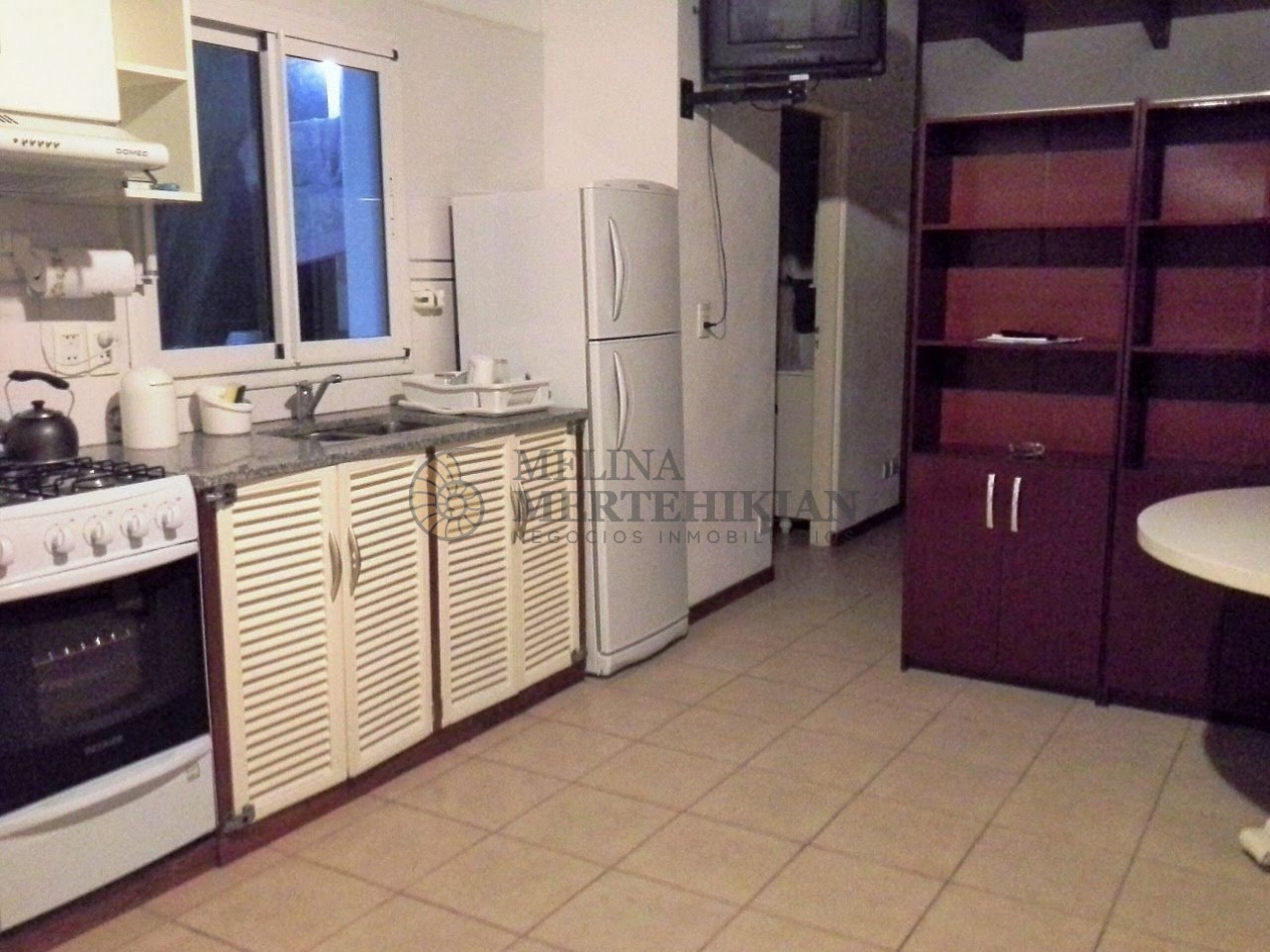 CASA EN PINAMAR NORTE PARA 8