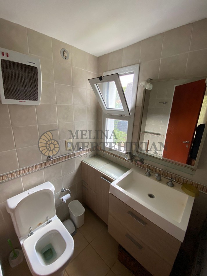 CASA EN PINAMAR NORTE PARA 8