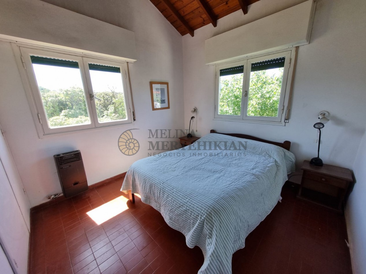 CASA FRENTE A LA PLAYA EN PINAMAR 