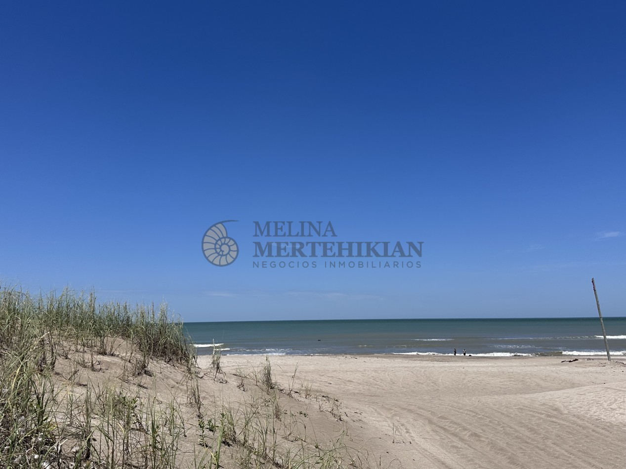 CASA EN PINAMAR NORTE PARA 8