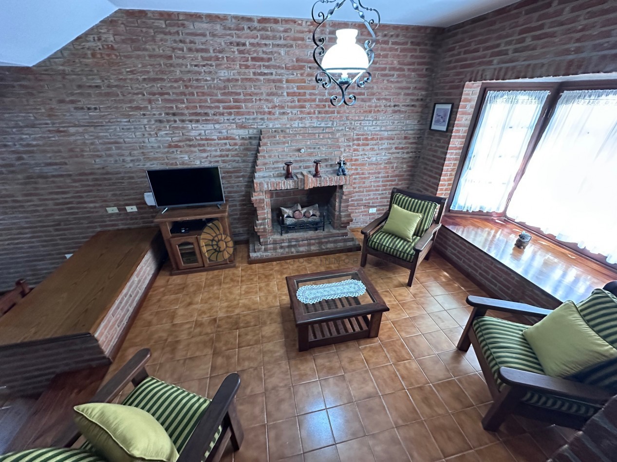 TRIPLEX EN PINAMAR CON COCHERA 