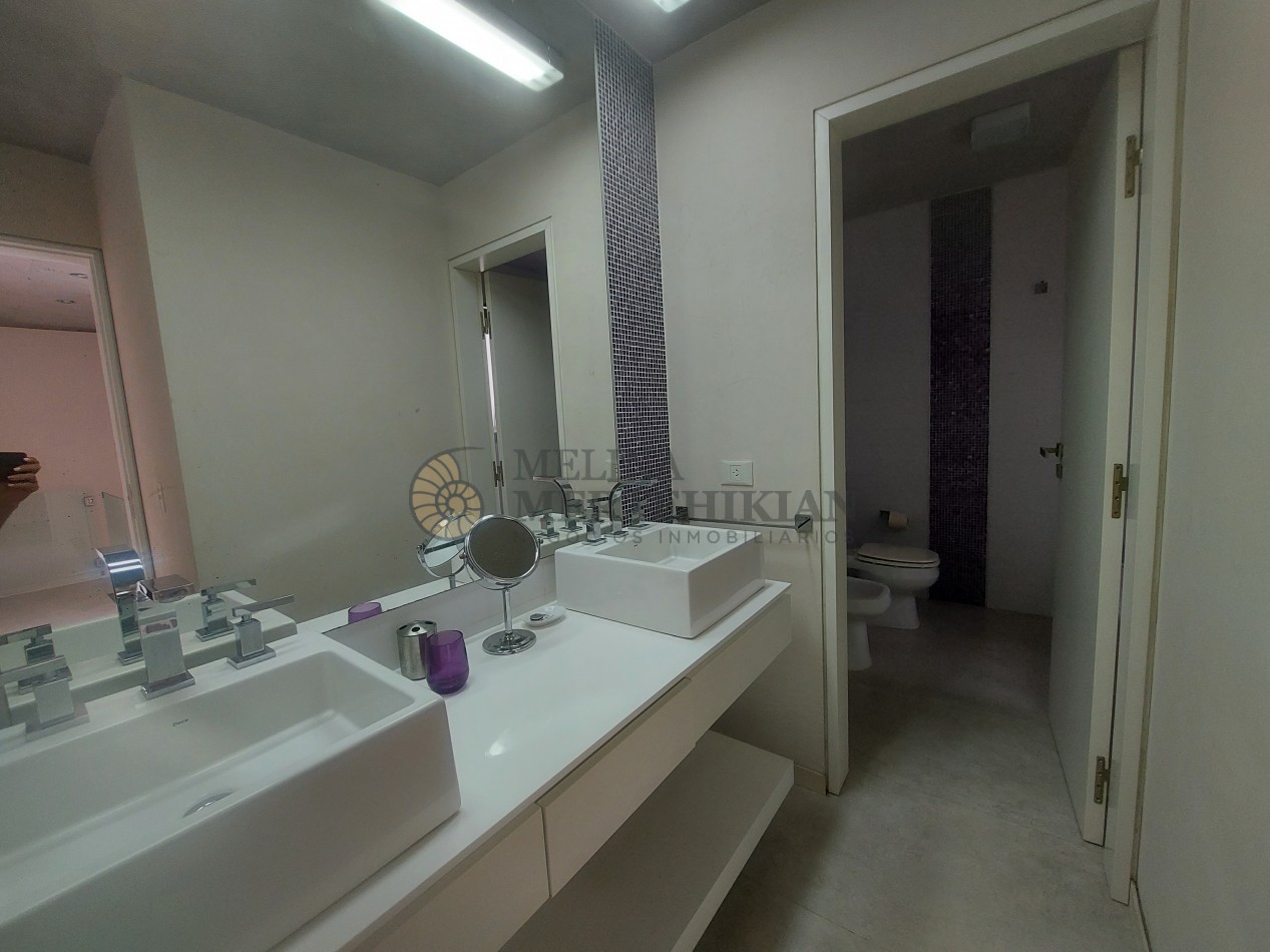 CASA CON PILETA EN CARILO